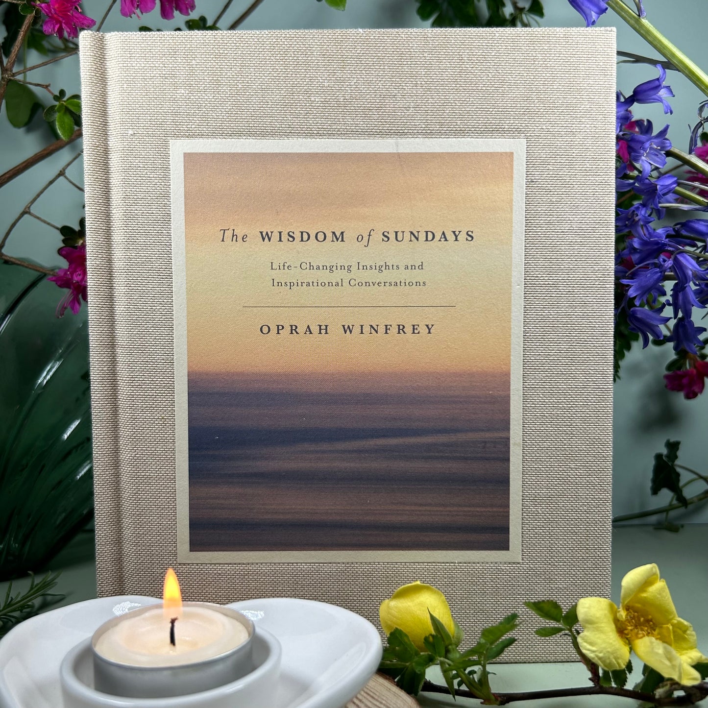 The Wisdom of Sundays: Life Changing insights and Inspirational Conversations - Oprah Winfrey