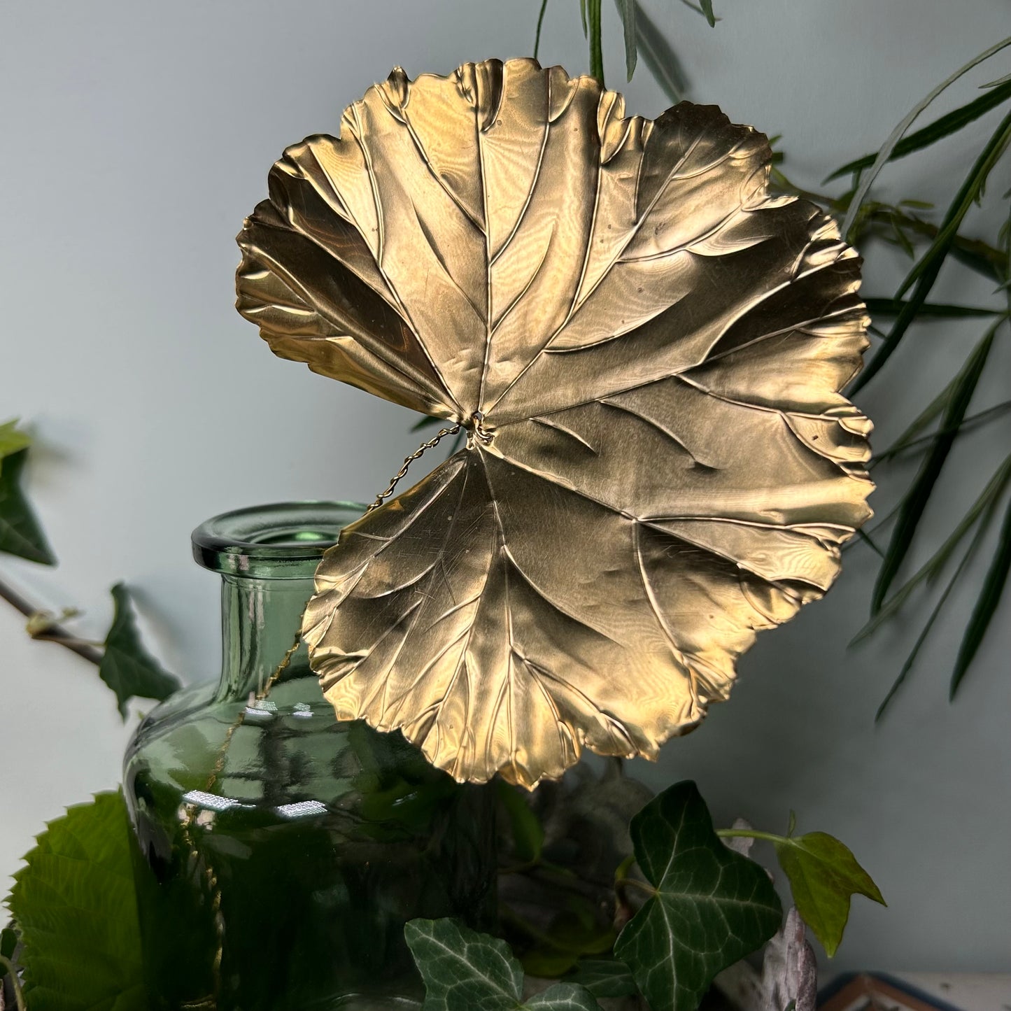 Geranium Leaf Metal Botanic