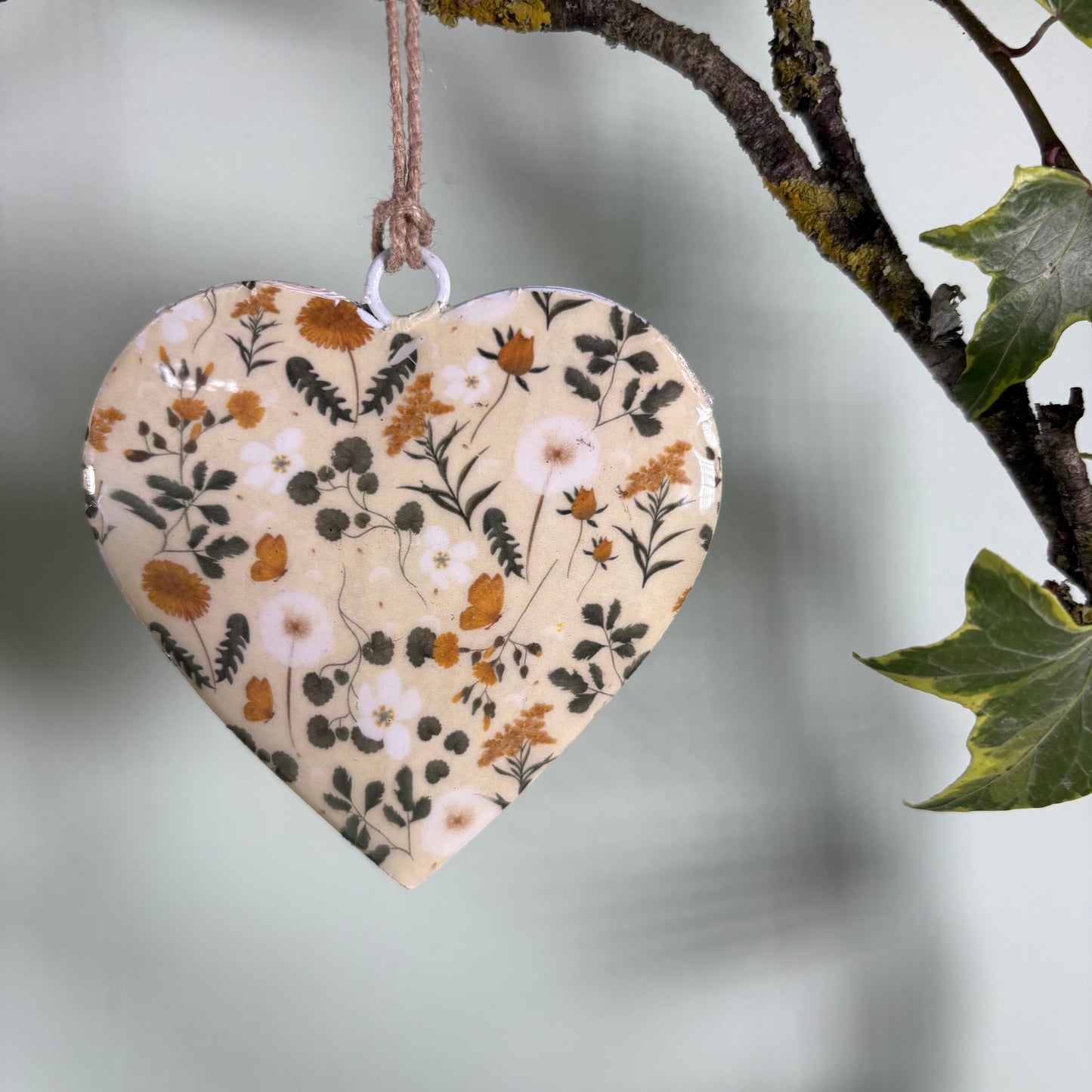 Cream Floral Hanging Heart