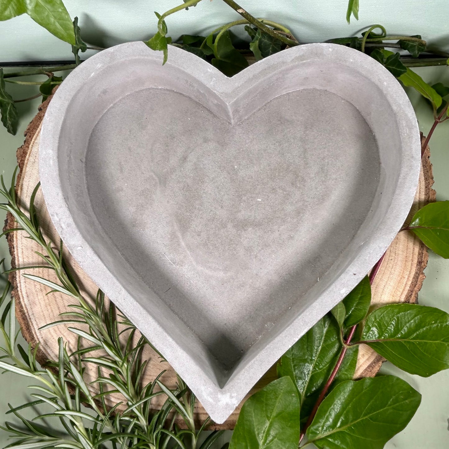 Concrete Heart Tray