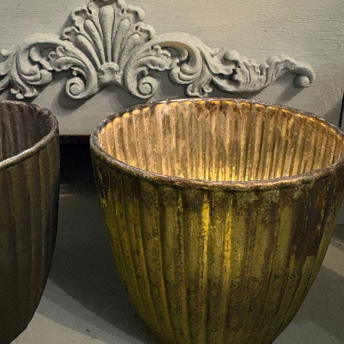 Ribbed Glass Beaker