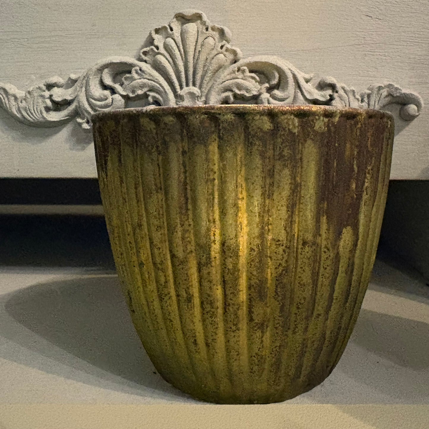 Ribbed Glass Beaker